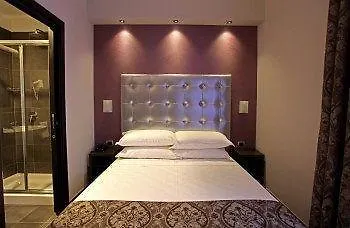 Otel Five
