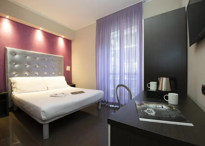 ファイブ 3* ミラノ