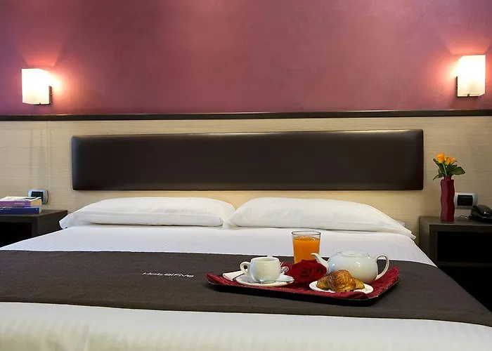 ホテル ファイブ