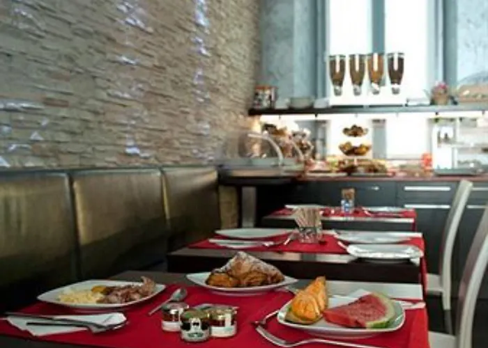 ホテル ファイブ