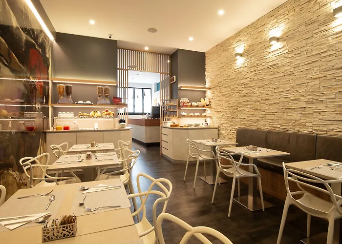 ホテル ファイブ 3*