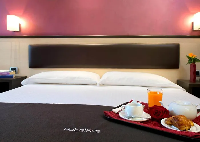 ファイブ 3* ミラノ