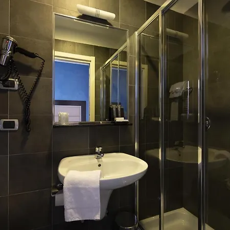 Five Hotel 3*