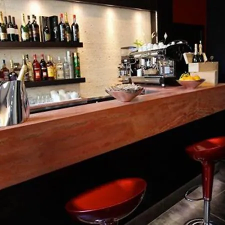 Hotel Five 3*