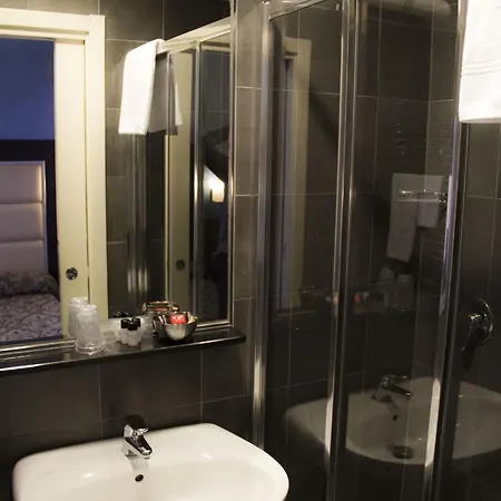Five Hotel Milan