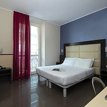 Hotel Five Mediolan