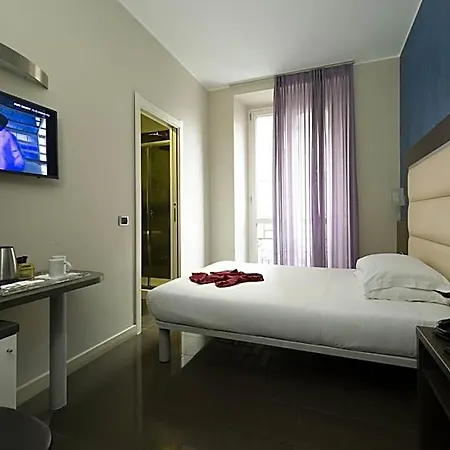 Hotel Five 3*