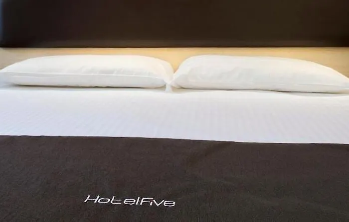 ファイブ ホテル 3*