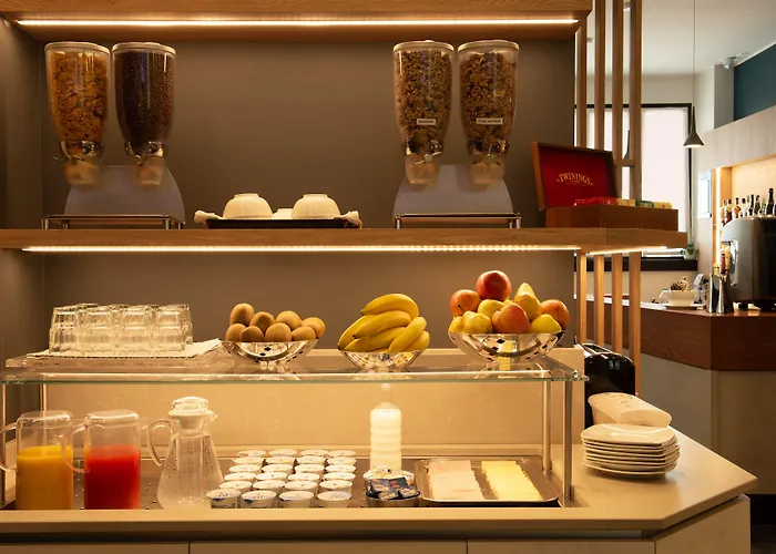 ホテル ファイブ 3*