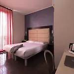 فايف