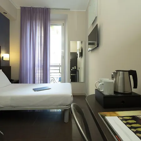 Otel Five