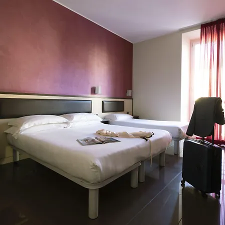 Otel Five Milano